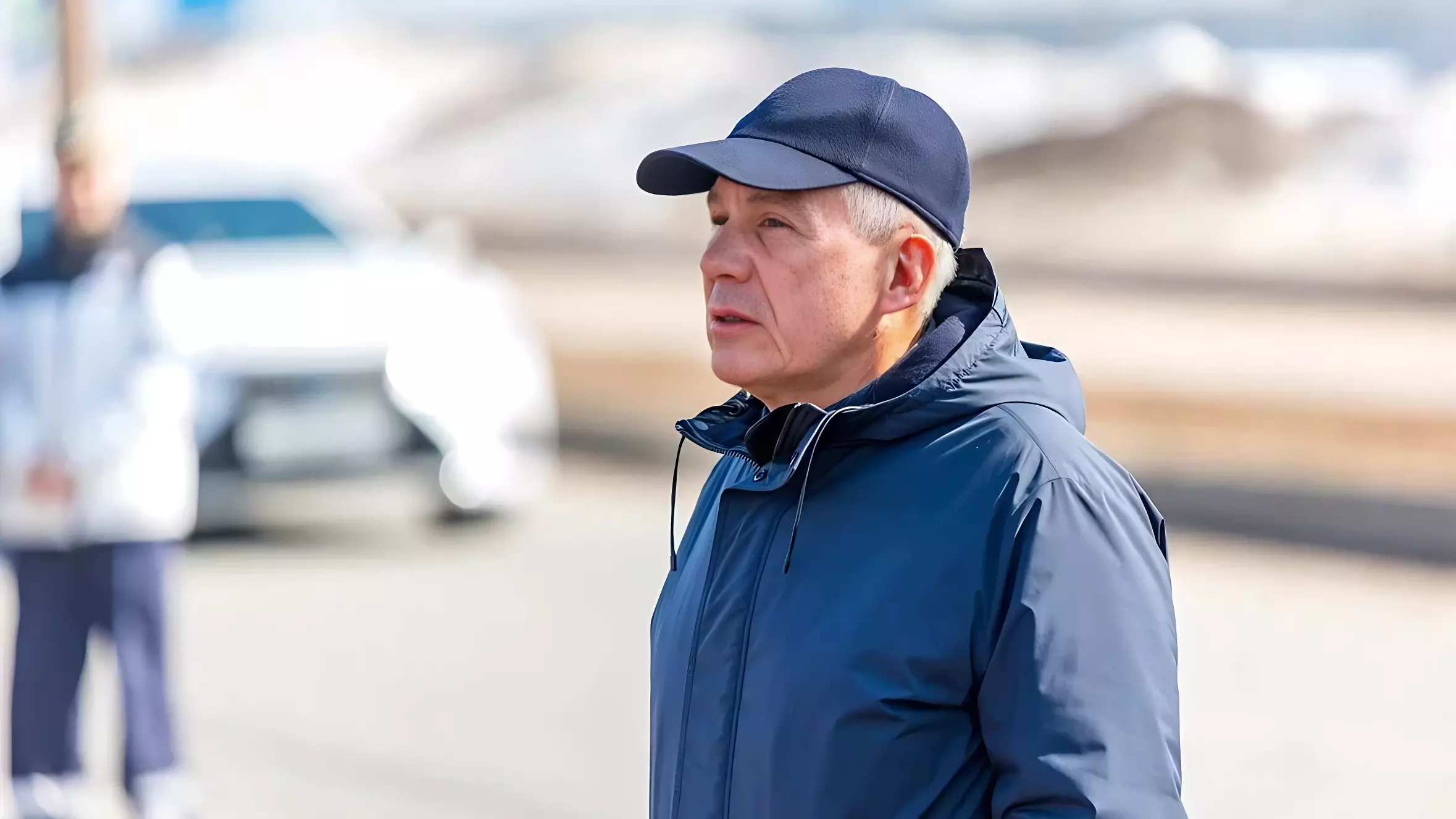 Минниханов поехал на атакованные беспилотниками промзоны Татарстана
