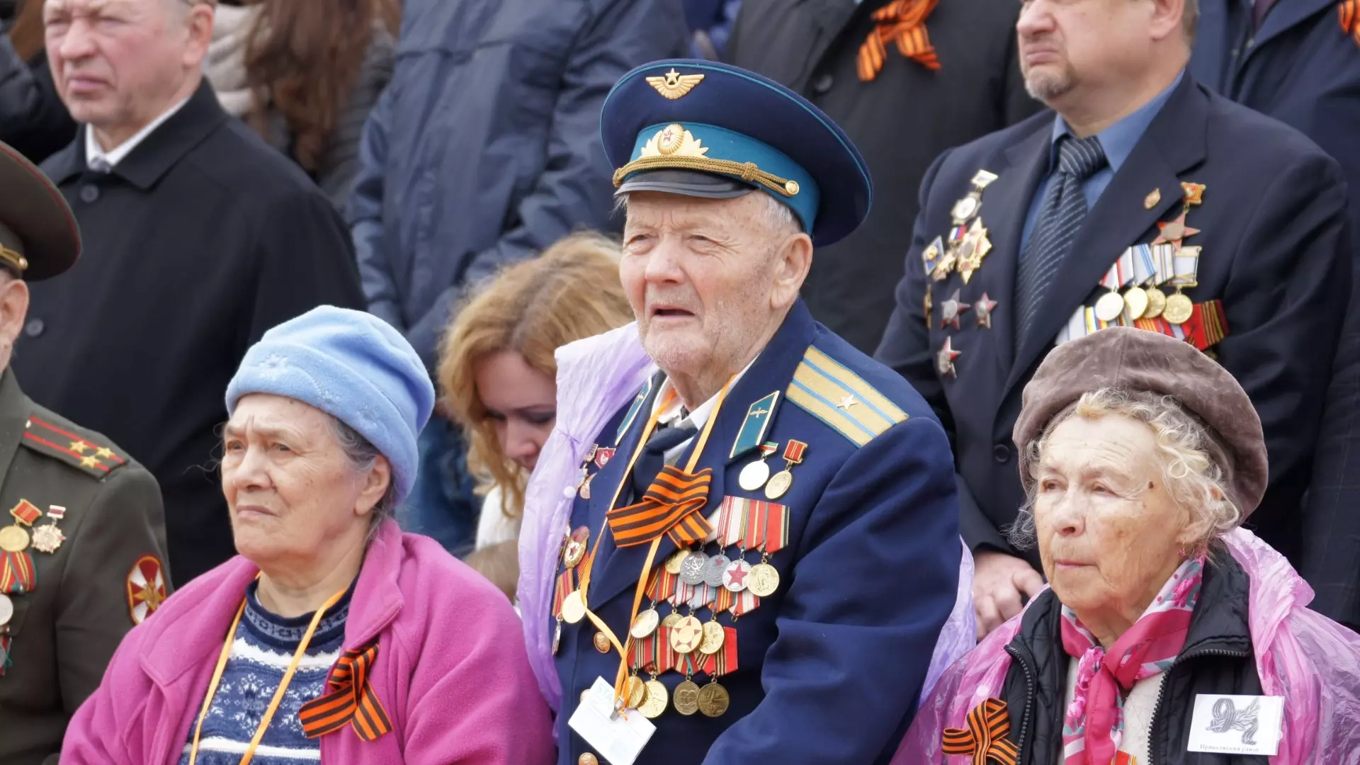 Татарстанским ветеранам заплатили по 10 тысяч рублей