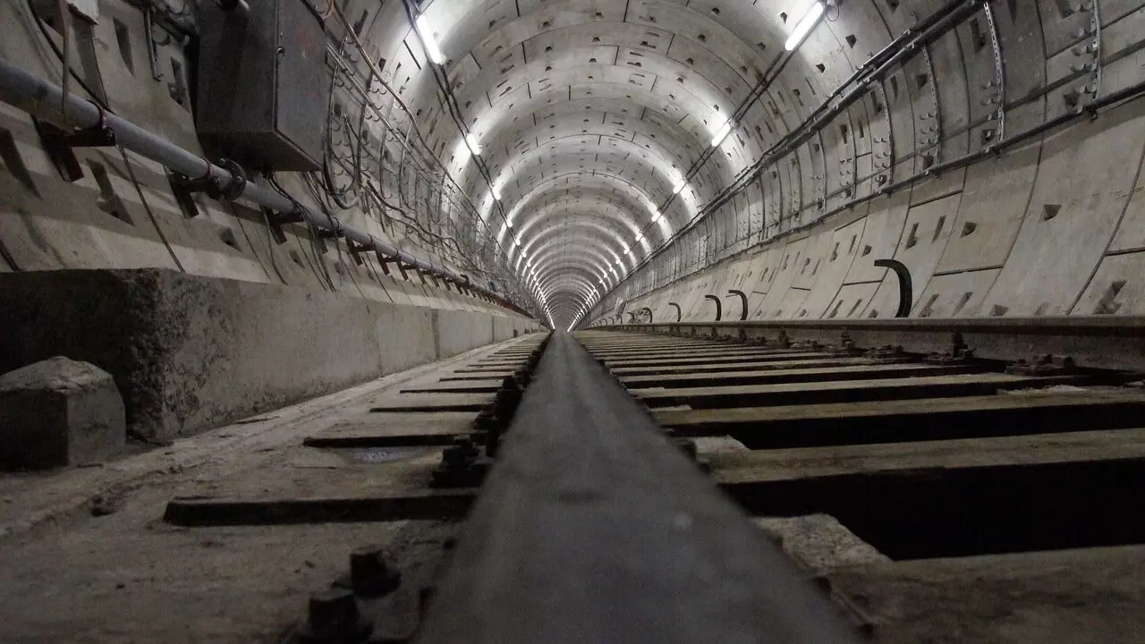 Минниханов осмотрел будущую вторую ветку казанского метро