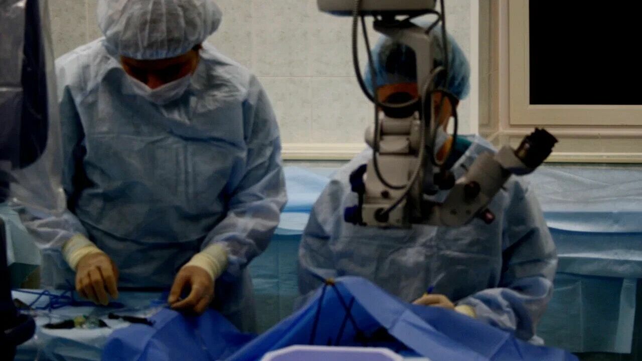 В Челнах врачи спасли от ампутации застрявшую в мотоблоке ступню