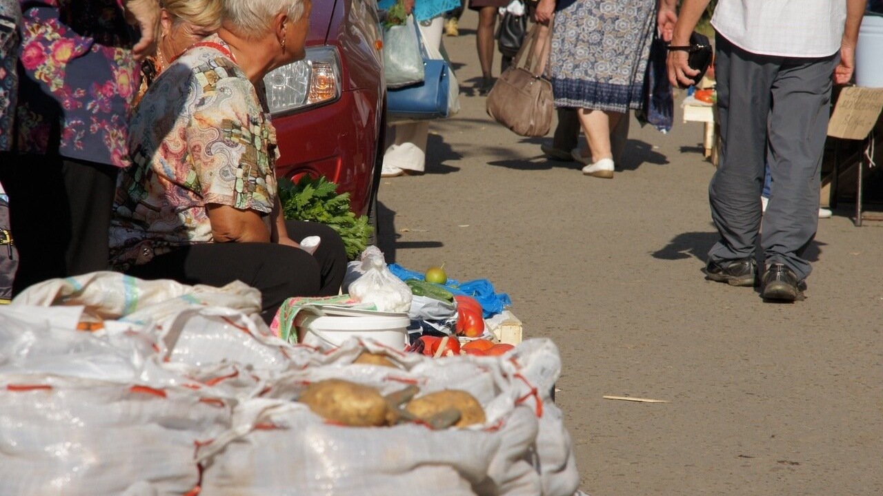 Продавец в Татарстане избила бабушку