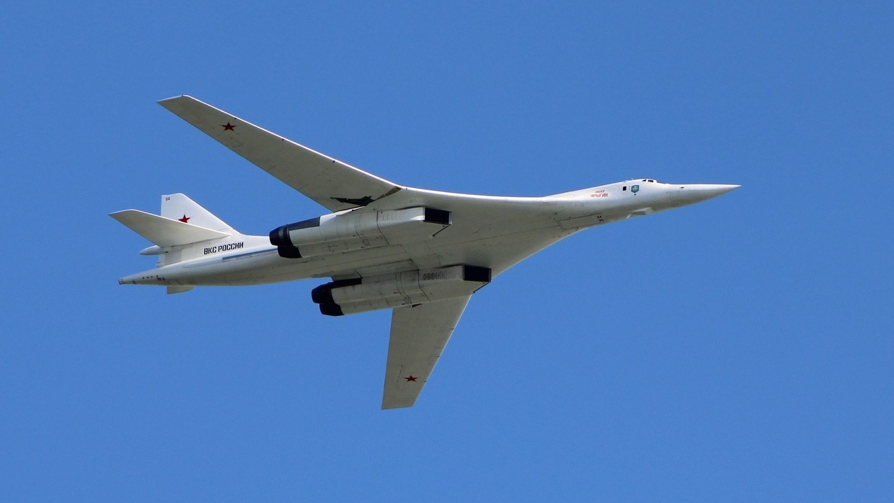 Ту-160 пролетел прямо над казанскими дачами — Telegram